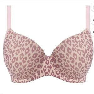 Adjustable Straps Light padding Soft Confort Underwire NWT Women’s